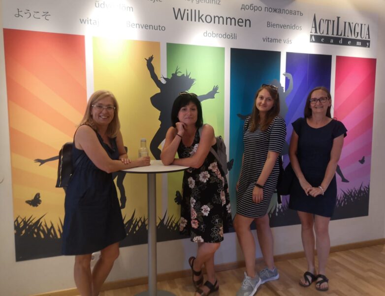 Gie – Na půdě akademie Actilingua