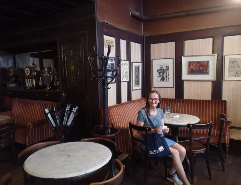 MAL Café Hawelka – proslulá literární kavárna, kterou češtinář nesmí minout
